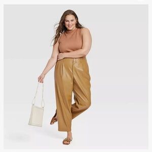 New  High rise tapered ankle faux leather